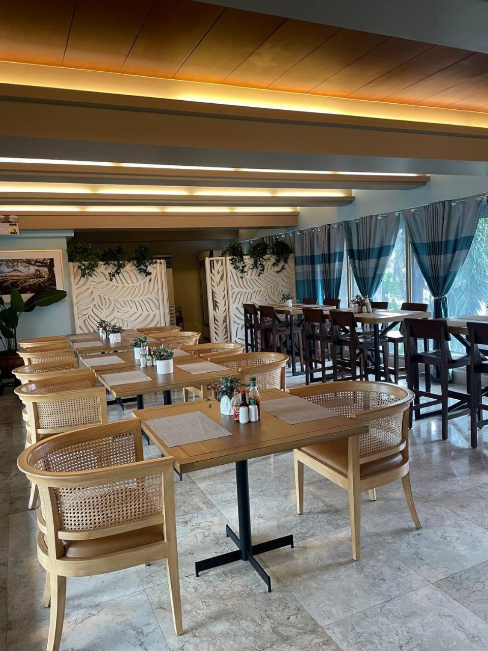 Copacabana Apartment Hotel Pasay Exterior photo