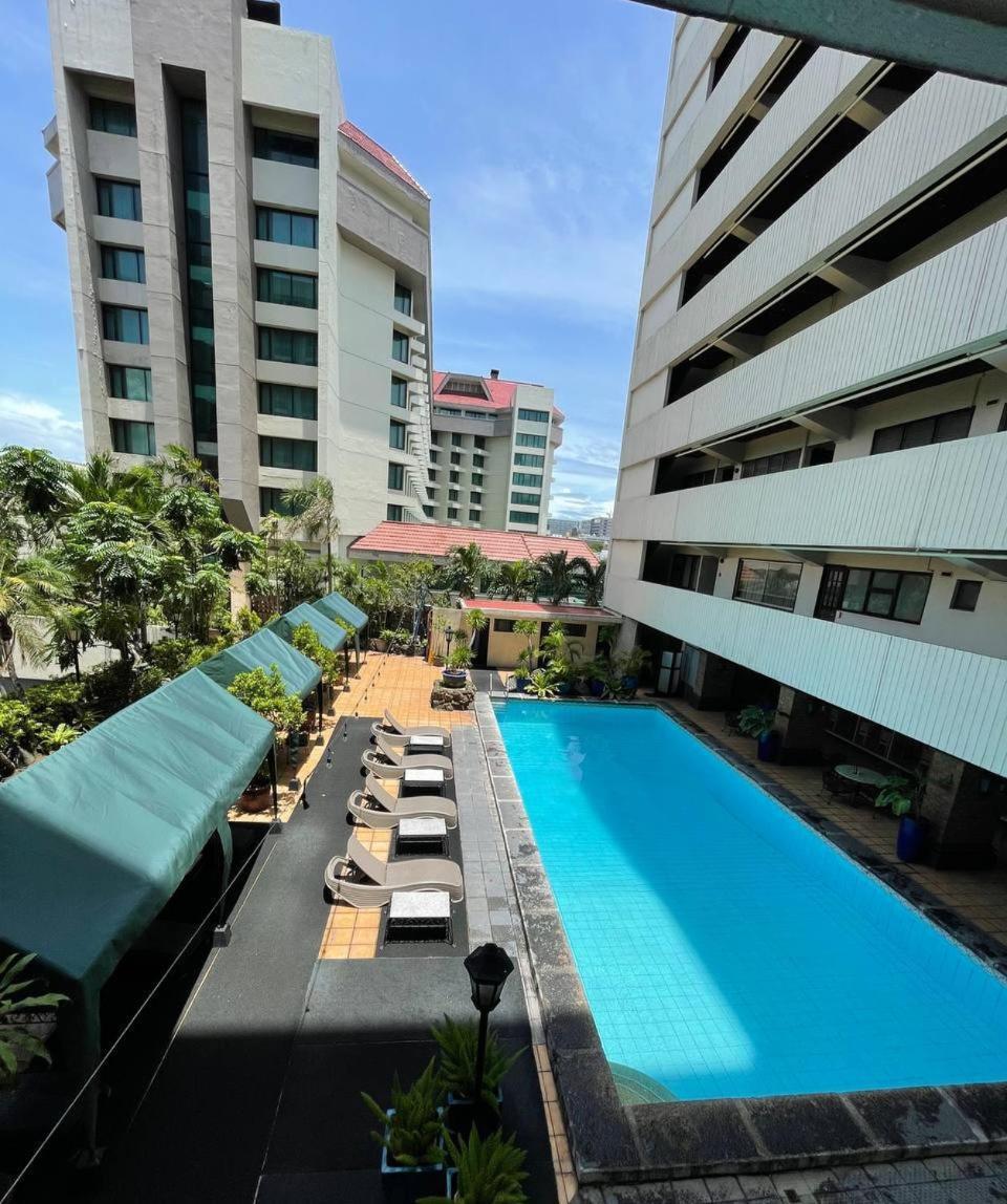 Copacabana Apartment Hotel Pasay Exterior photo