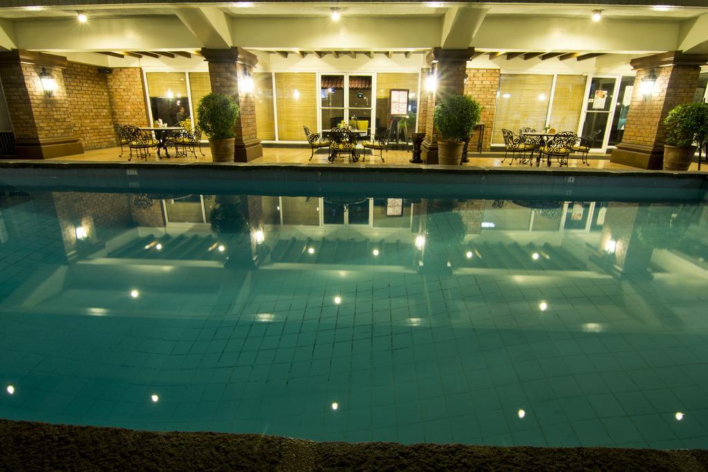 Copacabana Apartment Hotel Pasay Exterior photo