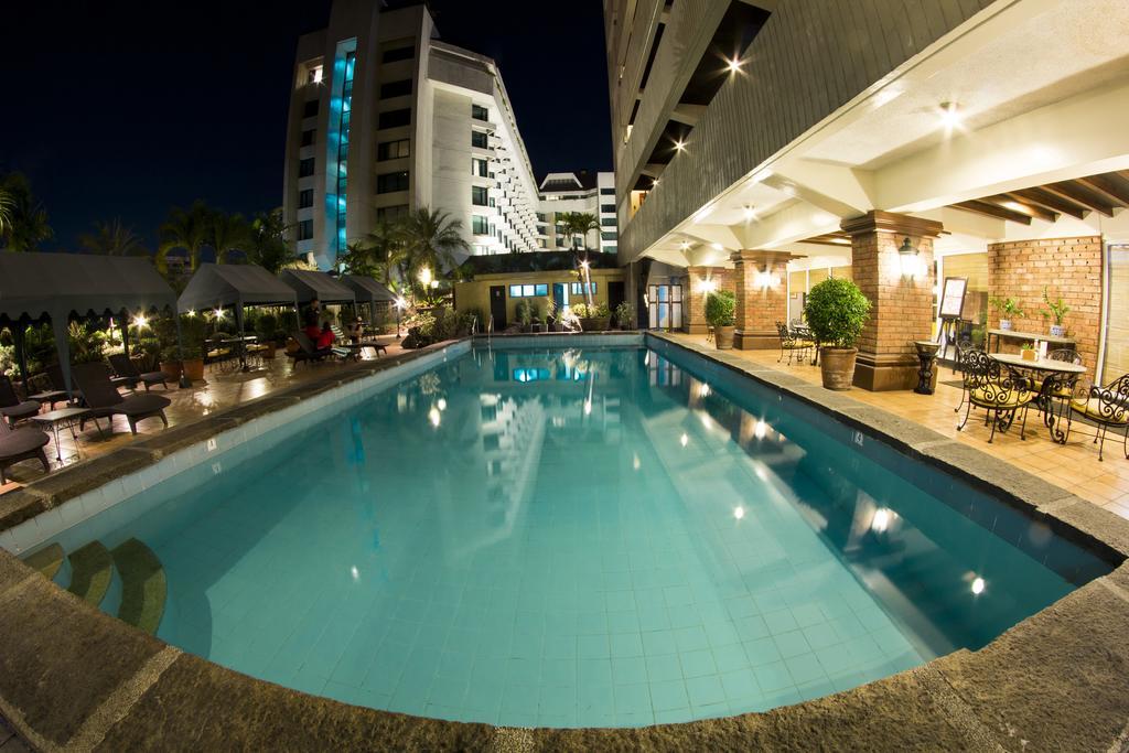 Copacabana Apartment Hotel Pasay Exterior photo